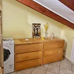 La Casa Di Malu -5min Centro-porto-acquario-stadio-free Parking Apartmán