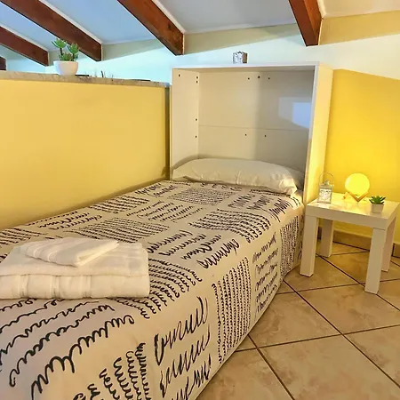 La Casa Di Malu -5min Centro-porto-acquario-stadio-free Parking アパート ジェノヴァ