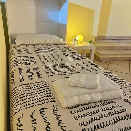 La Casa Di Malu -5min Centro-porto-acquario-stadio-free Parking ジェノヴァ