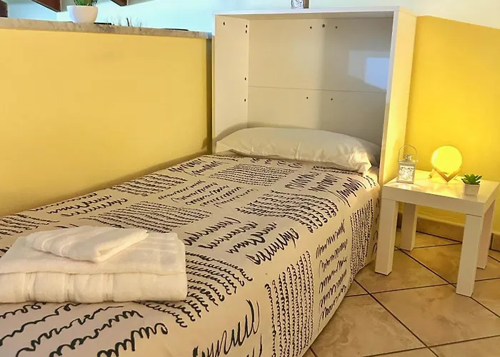 La Casa Di Malu -5min Centro-porto-acquario-stadio-free Wifi דירה ג'נובה