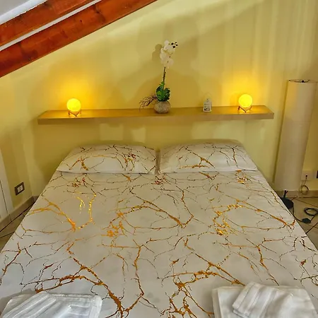 Apartment La Casa Di Malu -5min Centro-acquario Free Wifi Genoa